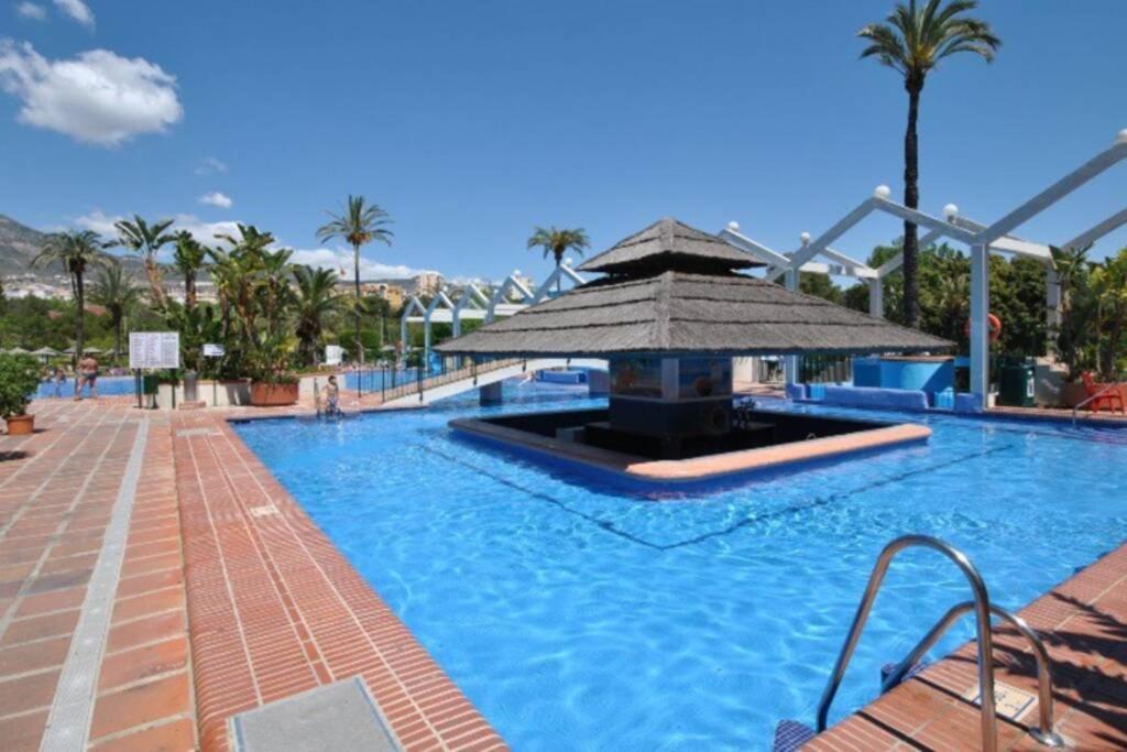 Apartamento 215. Primera Linea De Playa. Benalmadena Exterior photo